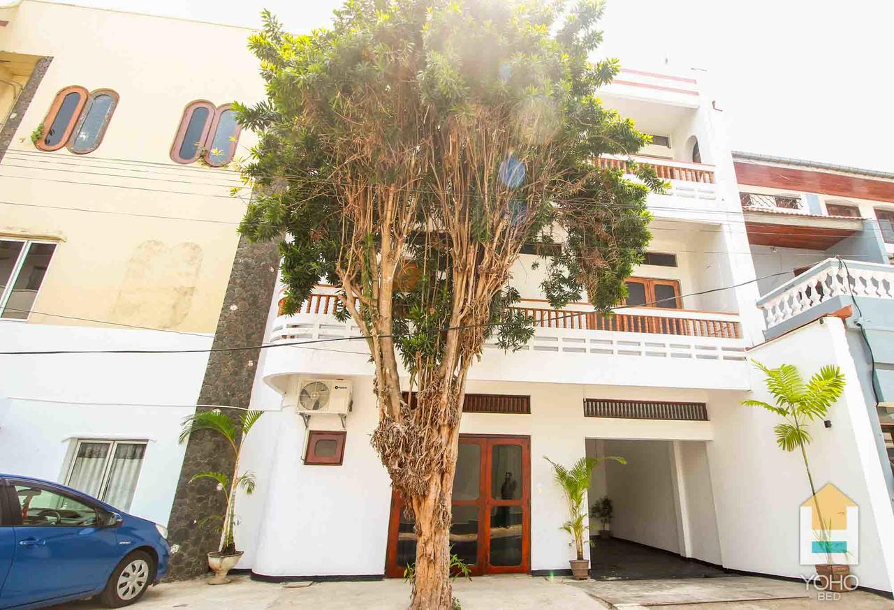 Yoho Relax On Simon Hotel Colombo Exterior photo